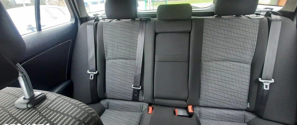 Toyota Avensis cena 25900 przebieg: 265000, rok produkcji 2011 z Łomża małe 211